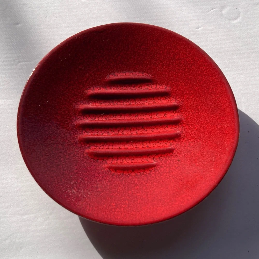 CRATE and BARREL Round Soap Dish Deep Red with Ridges Made In Portugal 5 inches